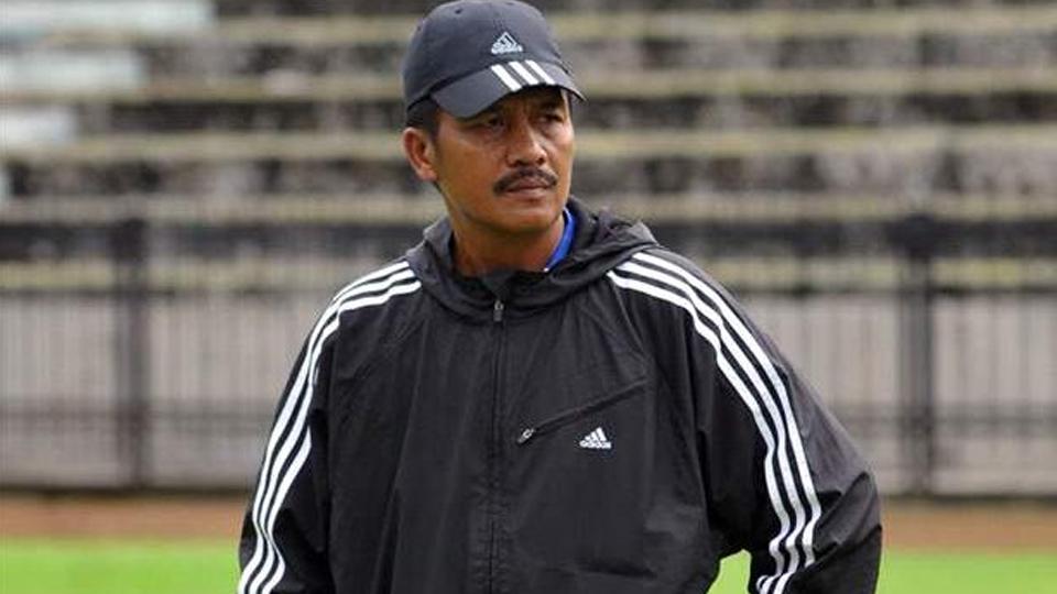 Jaya Hartono, pelatih PSCS Cilacap. - INDOSPORT